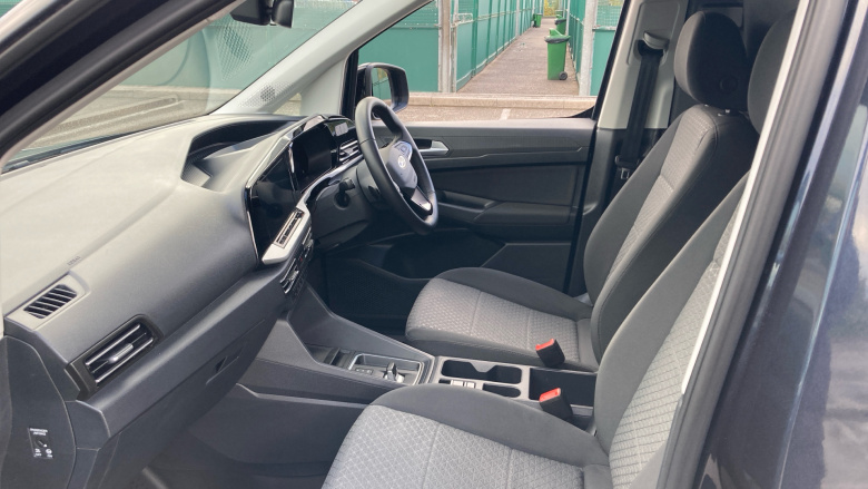 Ford Transit Connect 240 L2 Diesel 2.0 EcoBlue 122ps Limited Van Auto